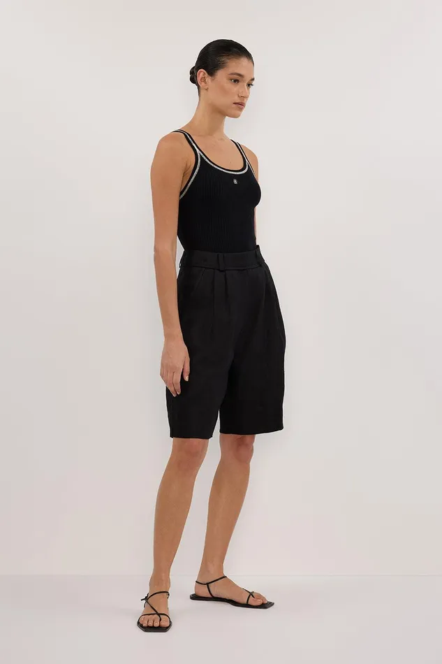 SIGNATURE BLACK CONTRAST SCOOP TANK Women DISSH Tanks