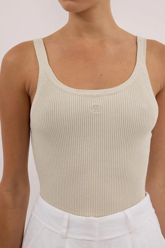 SIGNATURE BONE SCOOP TANK Women DISSH Tanks
