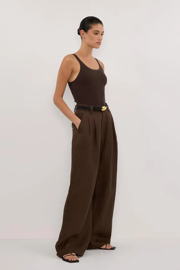 SIGNATURE CHOC SCOOP TANK Women DISSH Tanks