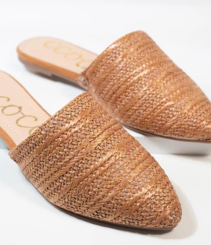 Tan Woven Straw Slip On Mules Shoes Unique Vintage Flats