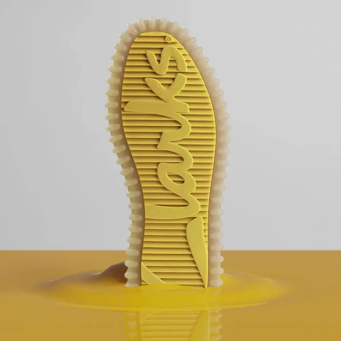 Torhill Bee Yellow Patent Women Clarks Platforms