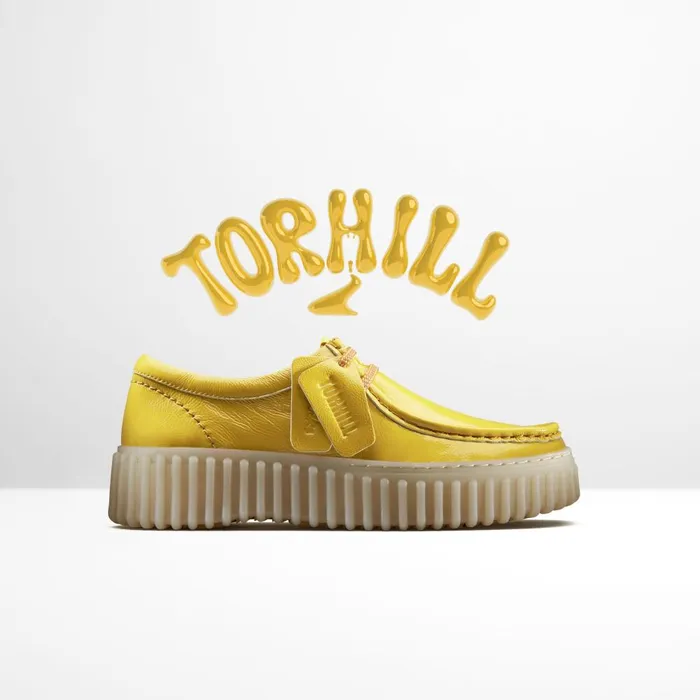 Torhill Bee Yellow Patent Women Clarks Platforms