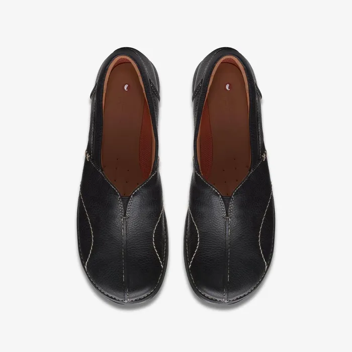 Un Loop Stride Black Leather Women Clarks Clogs and Mules