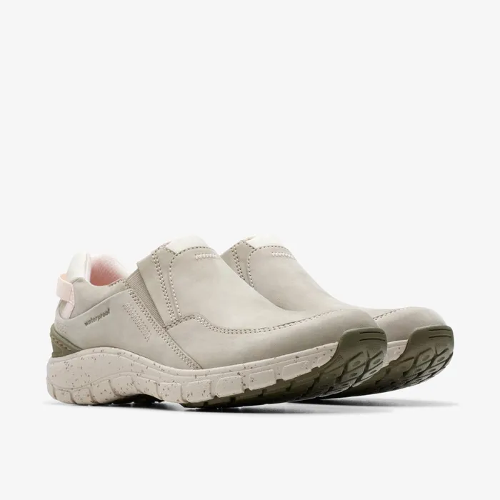 Wave Plateau Stone Nubuck Women Clarks Sneakers