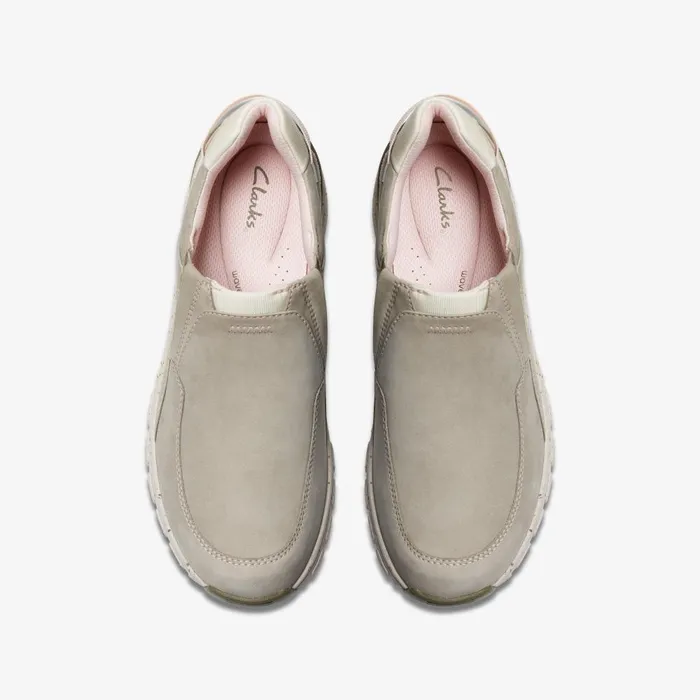 Wave Plateau Stone Nubuck Women Clarks Sneakers