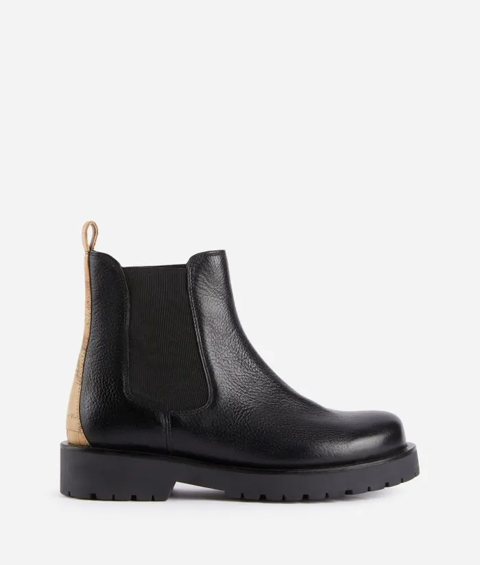 Woman Boots and Booties Alviero Martini Grainy Leather Beatle Boots Black