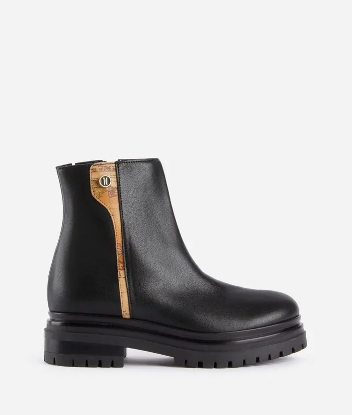Woman Boots and Booties Alviero Martini Smooth Leather Beatle Boots With 1c Mini Button Black Woman Boots and Booties Alviero Martini Smooth Leather Beatle Boots With 1c Mini Button Black