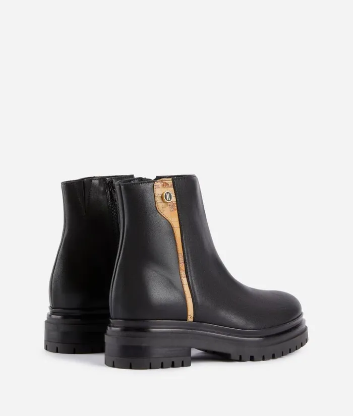 Woman Boots and Booties Alviero Martini Smooth Leather Beatle Boots With 1c Mini Button Black