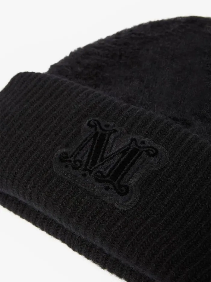 Woman Teddy Fabric Cap With Embroidery Black Maxmara Hats Woman Teddy Fabric Cap With Embroidery Black Maxmara Hats