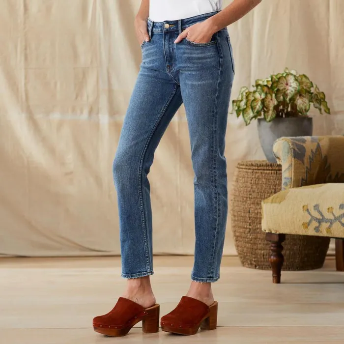 Women Audrey Straight Toujours Jeans Colorado Wash Sundance Catalog Pants and Shorts Women Audrey Straight Toujours Jeans Colorado Wash Sundance Catalog Pants and Shorts