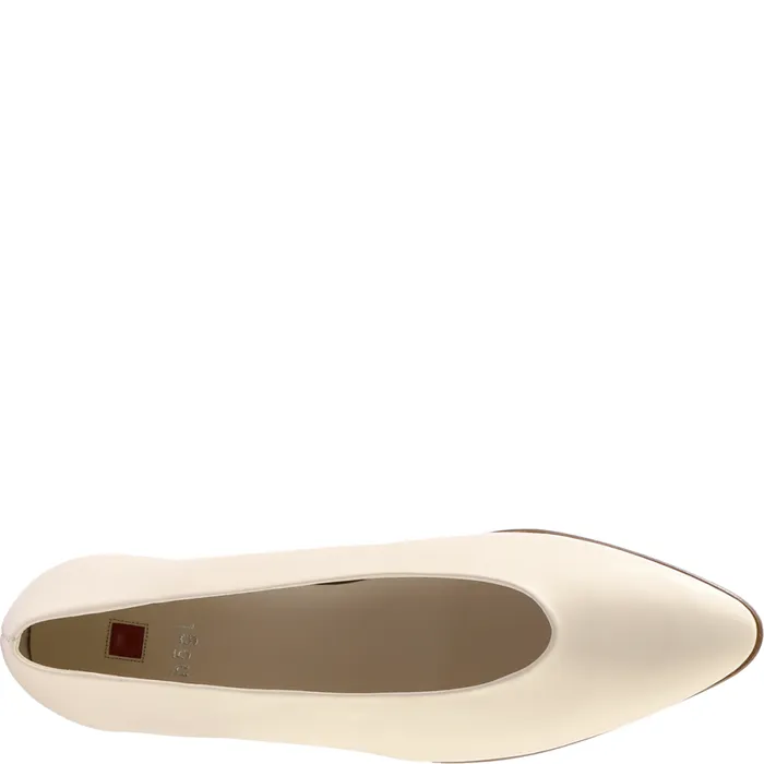 Women Claire Ballerinas Creme HGL Ballerinas