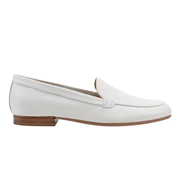 Women Docida Loafer Chic Cream Leather Marc Fisher Loafers and Flats