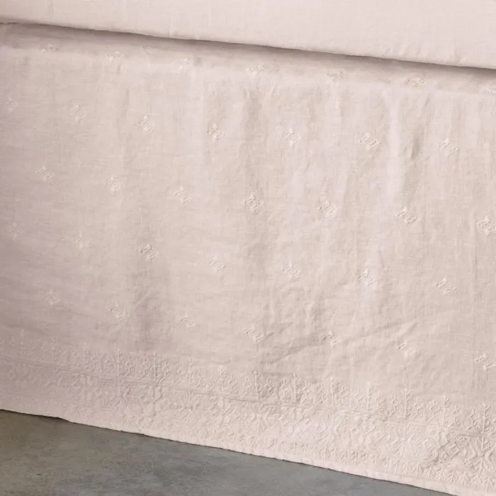 Women Gossamer Linen Embroidery Bedskirt Honeycomb Sundance Catalog Bedding and Bath Women Gossamer Linen Embroidery Bedskirt Honeycomb Sundance Catalog Bedding and Bath