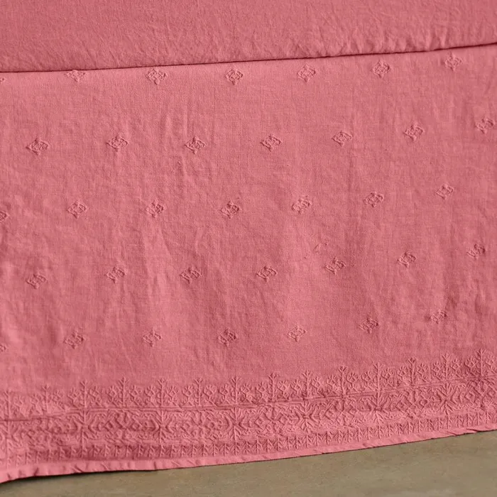 Women Gossamer Linen Embroidery Bedskirt Honeycomb Sundance Catalog Bedding and Bath Women Gossamer Linen Embroidery Bedskirt Honeycomb Sundance Catalog Bedding and Bath