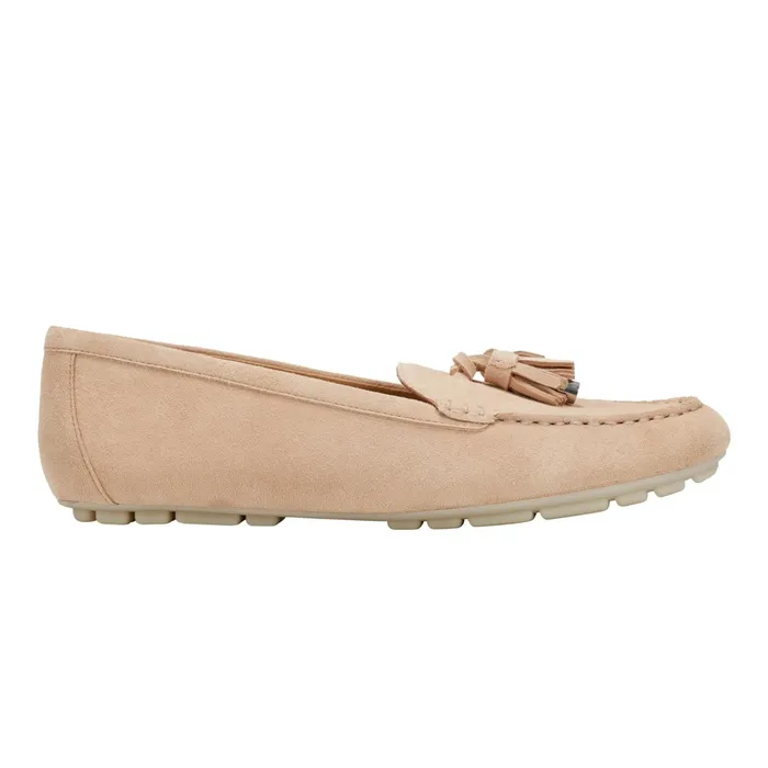 Women Layney Casual Tassle Loafer Natural Suede Marc Fisher Loafers and Flats