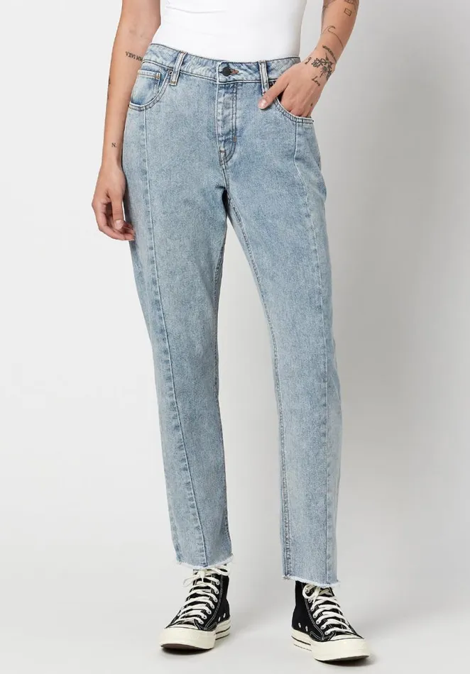Women Relaxed Cut Off Madison Boyfriend Jeans Indigo Buffalo David Bitton Boyfriend Madison