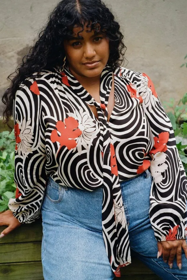 Women RIXO All Clothing Moss Silk Blouse Swirl Daisy Black