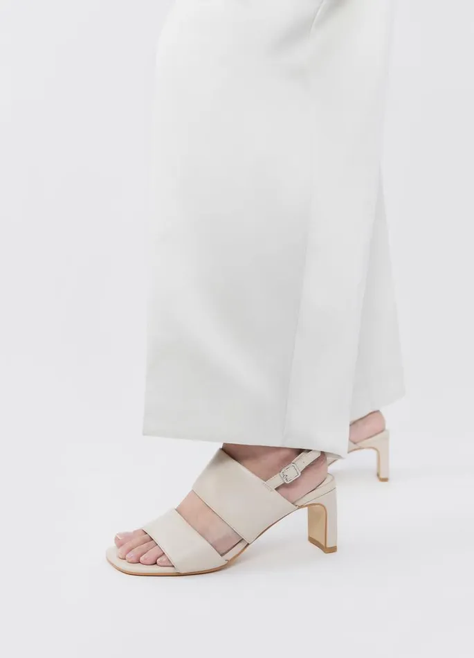 Women Vagabond Sandals LUISA SANDALS Offwhite Leather
