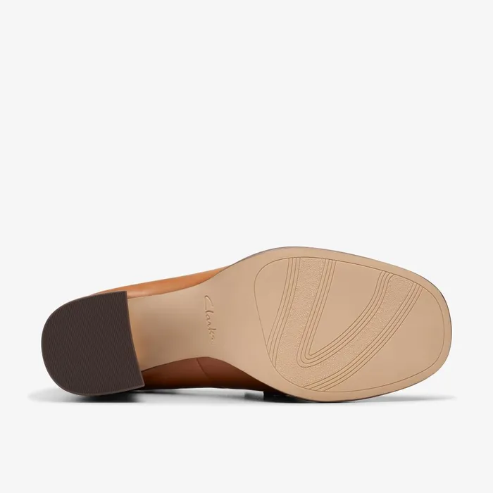 Zoya 85 Walk Tan Leather Women Clarks Heels and Pumps
